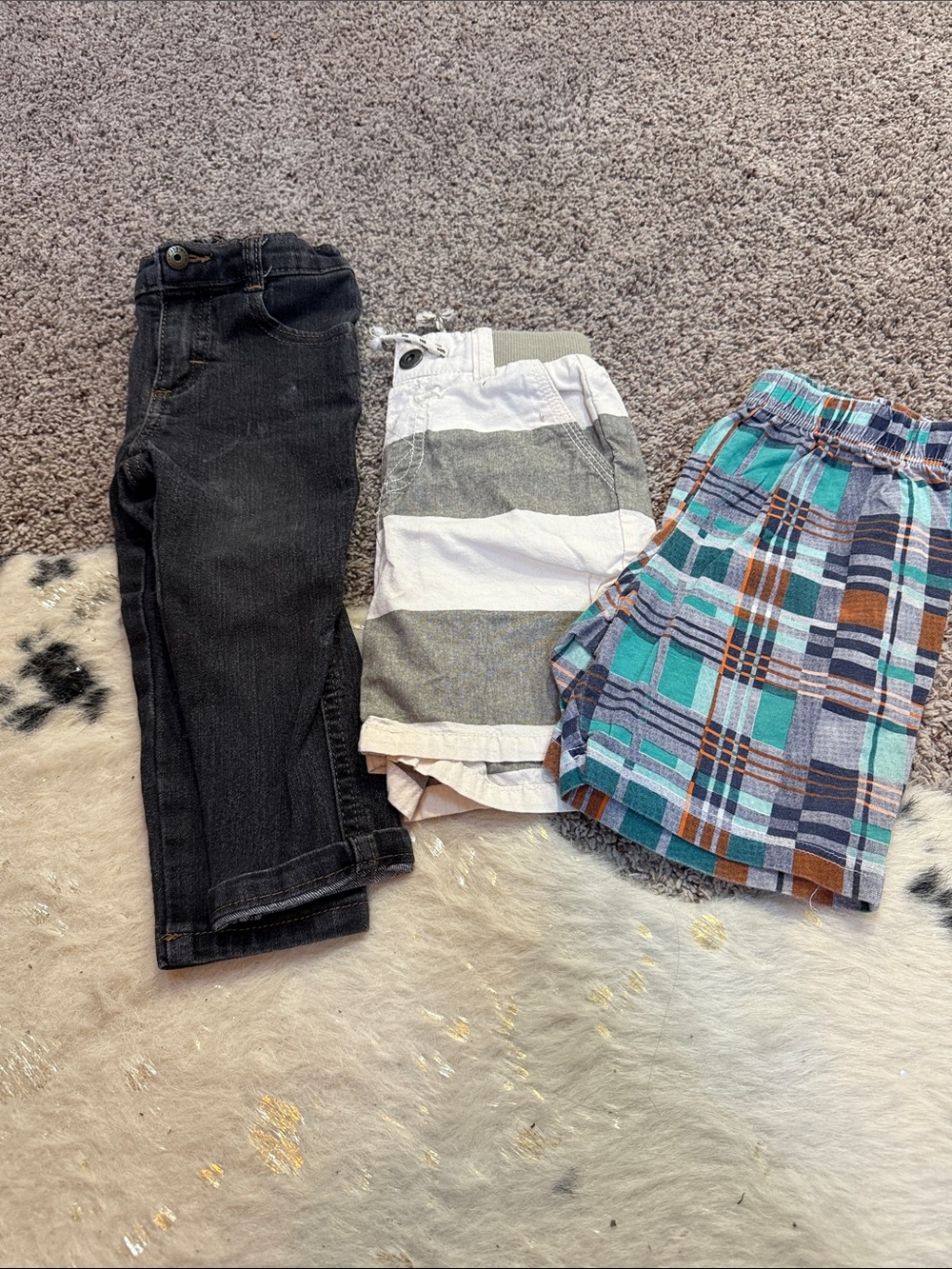 Assorted bottoms